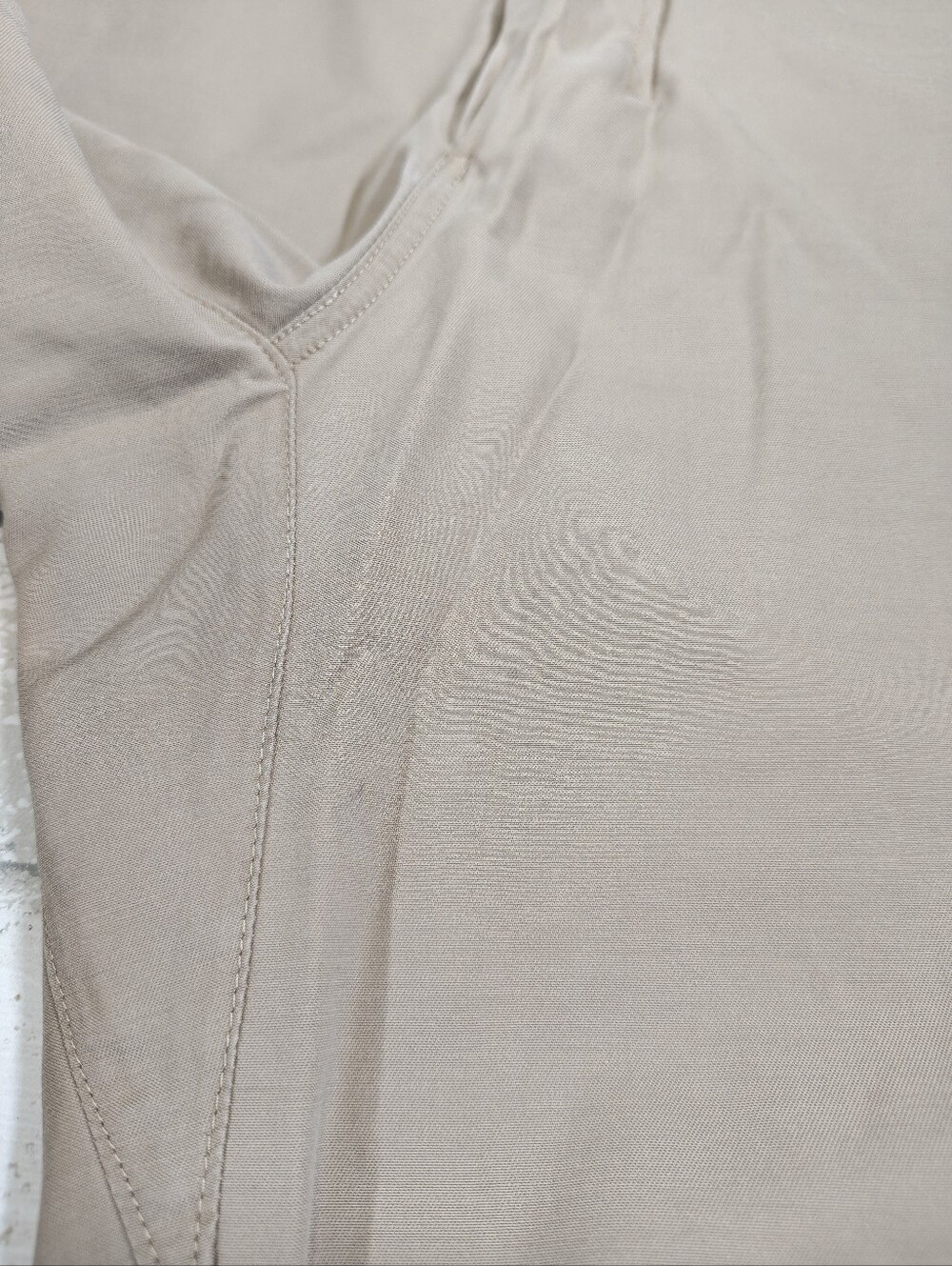 Lululemon Tan Commisson Shorts - Picture 7 of 8